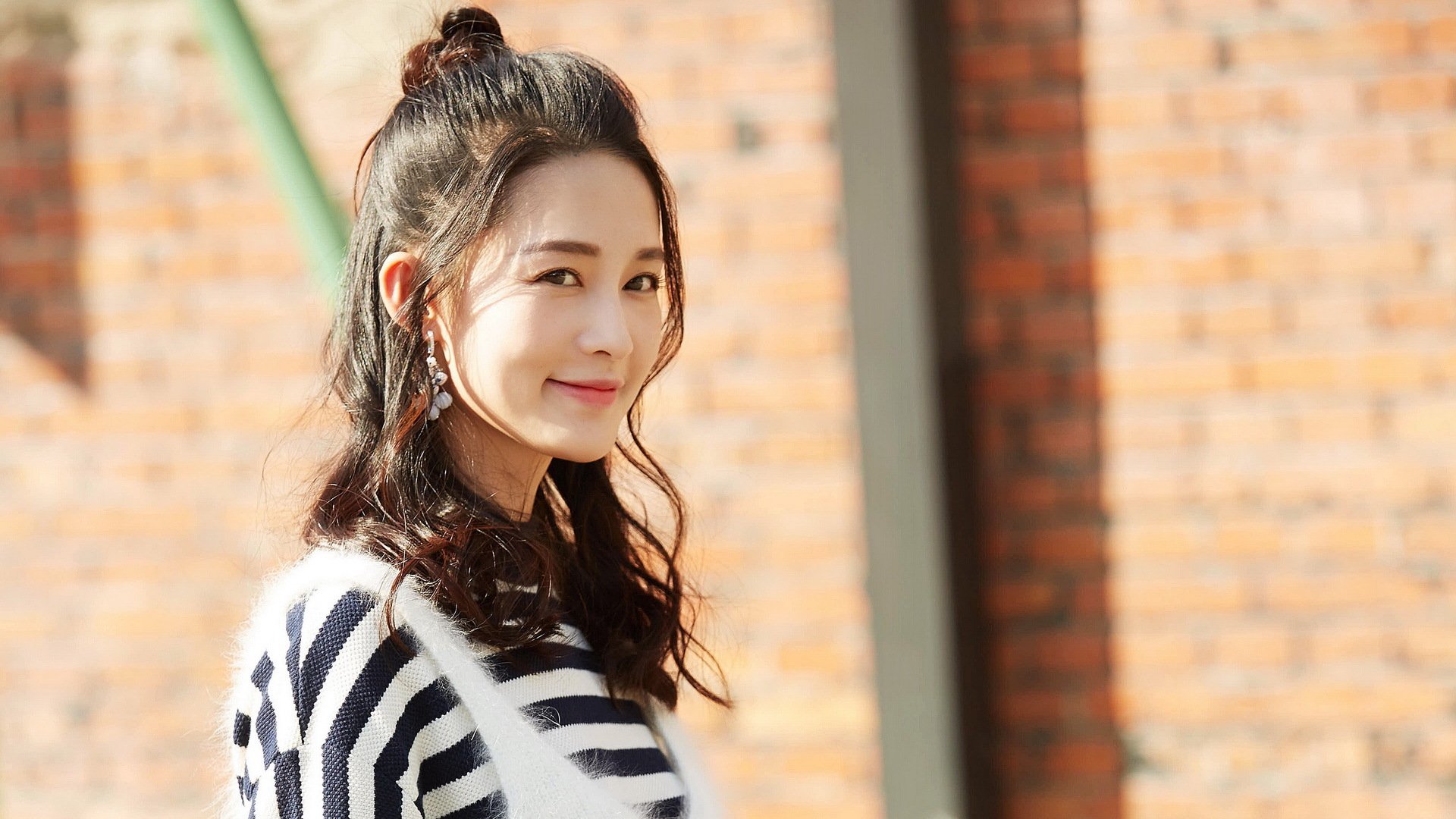 塞维利亚南非称王记,苏亚雷斯三连击,缔造关键节点王朝