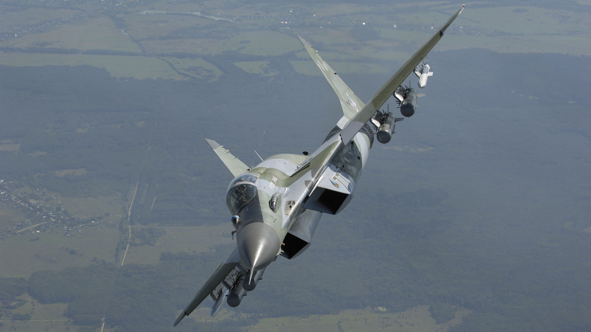 烽火欧洲杯，双红会背后的双重奏